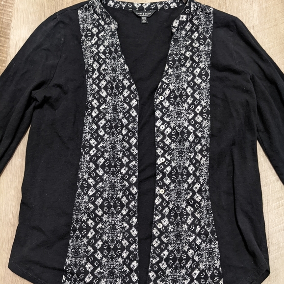 Lucky Brand Black and White Floral Print Button Down Shirt Roll Tab Sleeves - Picture 2 of 9
